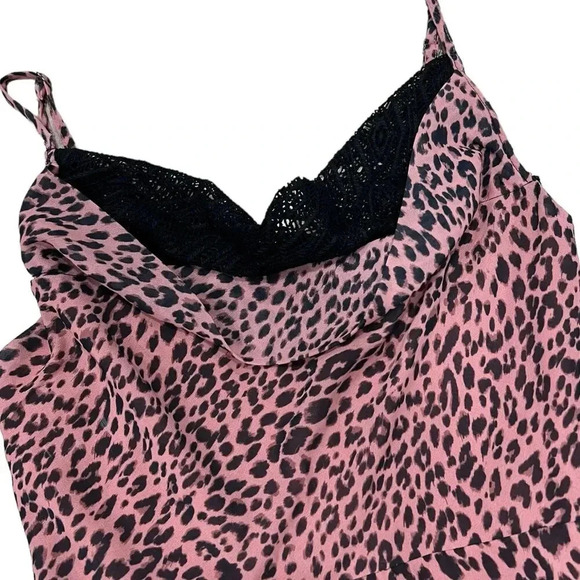 Morning Mist Pink Cheetah Ruffle Spaghetti Romper XS - Picture 2 of 6